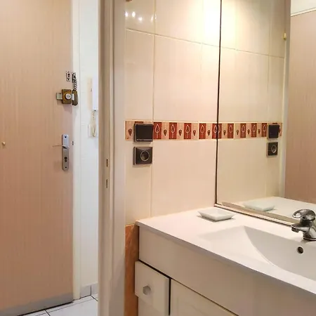 38m With Loggia Close To The Apartment *